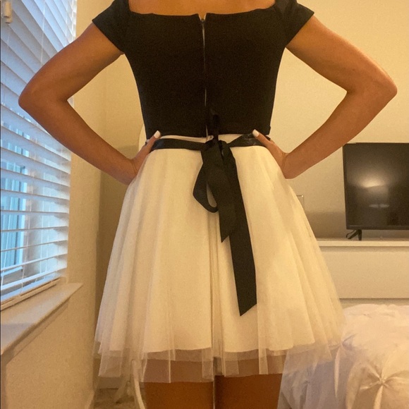 Homecoming/ Prom Dress - Picture 2 of 3